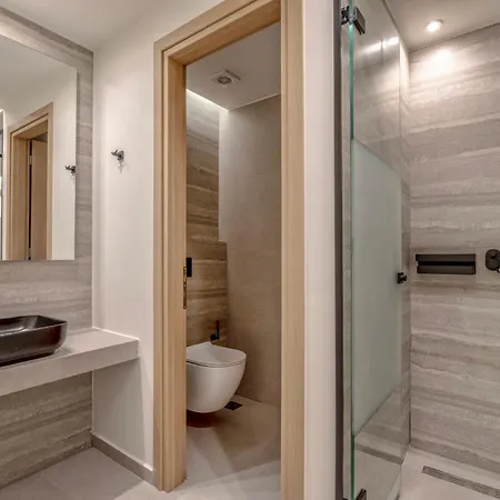 Luxury Heaven - With Heated Pool Rethymno