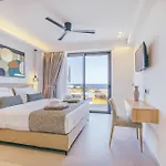 Luxury Heaven - With Heated Pool *