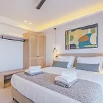 Villa Luxury Heaven - With Heated Pool *