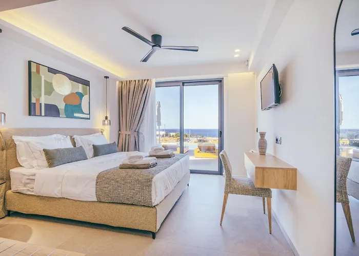 Luxury Heaven - With Heated Pool *