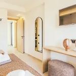 Luxury Heaven - With Heated Pool Villa Rétino