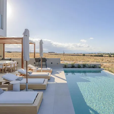Luxury Heaven - With Heated Pool Villa Réthimno